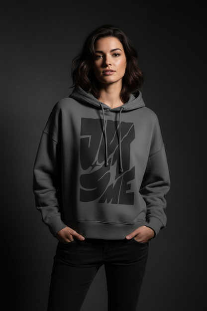 Anthracite - Female Model Dark Studio
