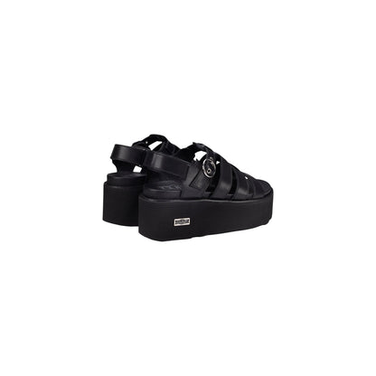 Cult Women Sandals